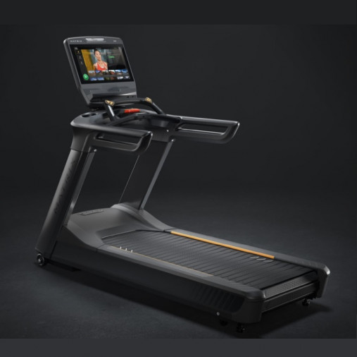 Беговая дорожка Matrix Performance Plus с реечным полотном и сенсорной консолью Touch