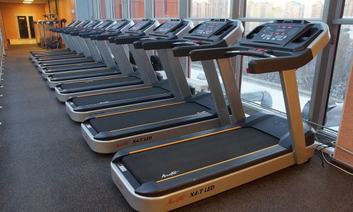 Беговая дорожка коммерческая AeroFIT X4-T LED Беговая дорожка коммерческая AeroFIT X4-T LED