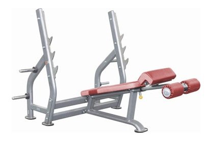 Олимпийская скамья с отрицательным наклоном, со стойками AeroFit IT IT716 Олимпийская скамья с отрицательным наклоном, со стойками AeroFit IT IT716