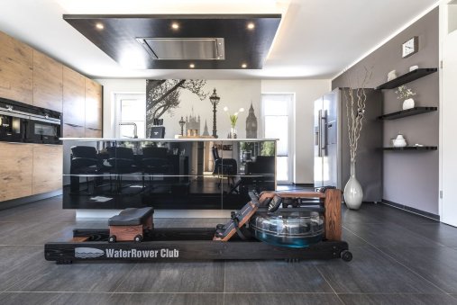 Тренажер гребной WaterRower 150 с дисплеем S4 Club COMM (ясень окрашенный)