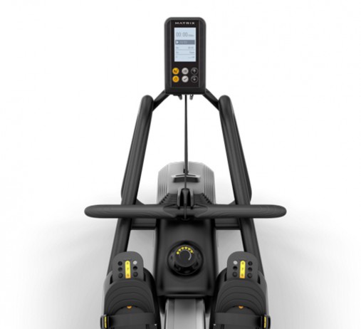 Увеличенные поручни и регулируемые подступники. Тренажер подойдет людям разной комплекции