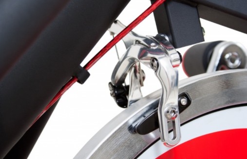 Система Direct Drive демонстрирует мощнейшее и непревзойденное магнитное сопротивление, которое достигается за счет использования дорогих редкоземельных магнитных пород. Система Direct Drive демонстрирует мощнейшее и непревзойденное магнитное сопротивление, которое достигается за счет использования дорогих редкоземельных магнитных пород.