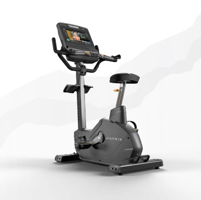 Вертикальный велотренажер Matrix Endurance. Консоль Touch Base
