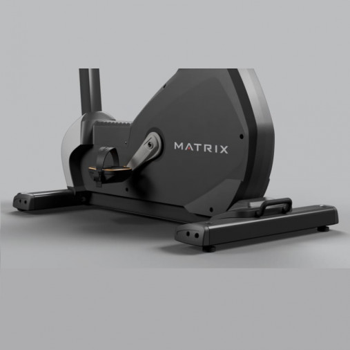 Вертикальный велотренажер Matrix Performance. Консоль Touch