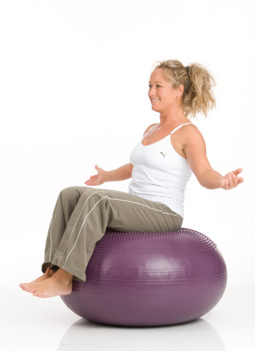 Гимнастический мяч TOGU Pendel Ball 80 см, фиолетовый Гимнастический мяч TOGU Pendel Ball 80 см, фиолетовый