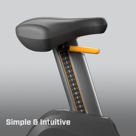 Вертикальный велотренажер Matrix Performance. Консоль Premium LED Вертикальный велотренажер Matrix Performance. Консоль Premium LED