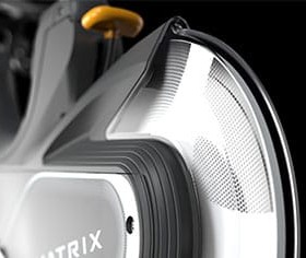 Маховик включает кожух, который защищает подвижные компоненты от попадания пота, влаги и пыли, продлевает срок службы и предотвращает проблемы до их наступления Маховик включает кожух, который защищает подвижные компоненты от попадания пота, влаги и пыли, продлевает срок службы и предотвращает проблемы до их наступления