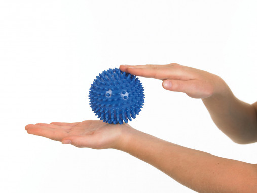 Массажный мяч TOGU Spiky Massage Ball 8 см, желтый