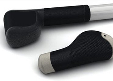 Запатентованные рукоятки повышенной комфортности Action Specific Grips™ c оптимальным распределением нагрузки на руки Запатентованные рукоятки повышенной комфортности Action Specific Grips™ c оптимальным распределением нагрузки на руки