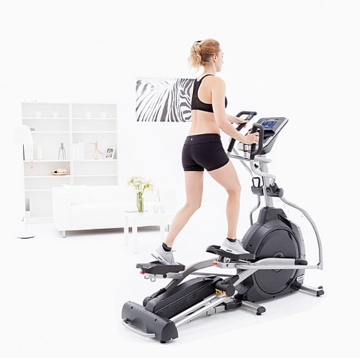 Эллиптический тренажер Spirit Fitness XE395