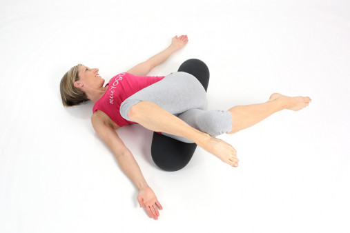 Массажный ролик TOGU Multiroll mein Yoga 80 см, черный